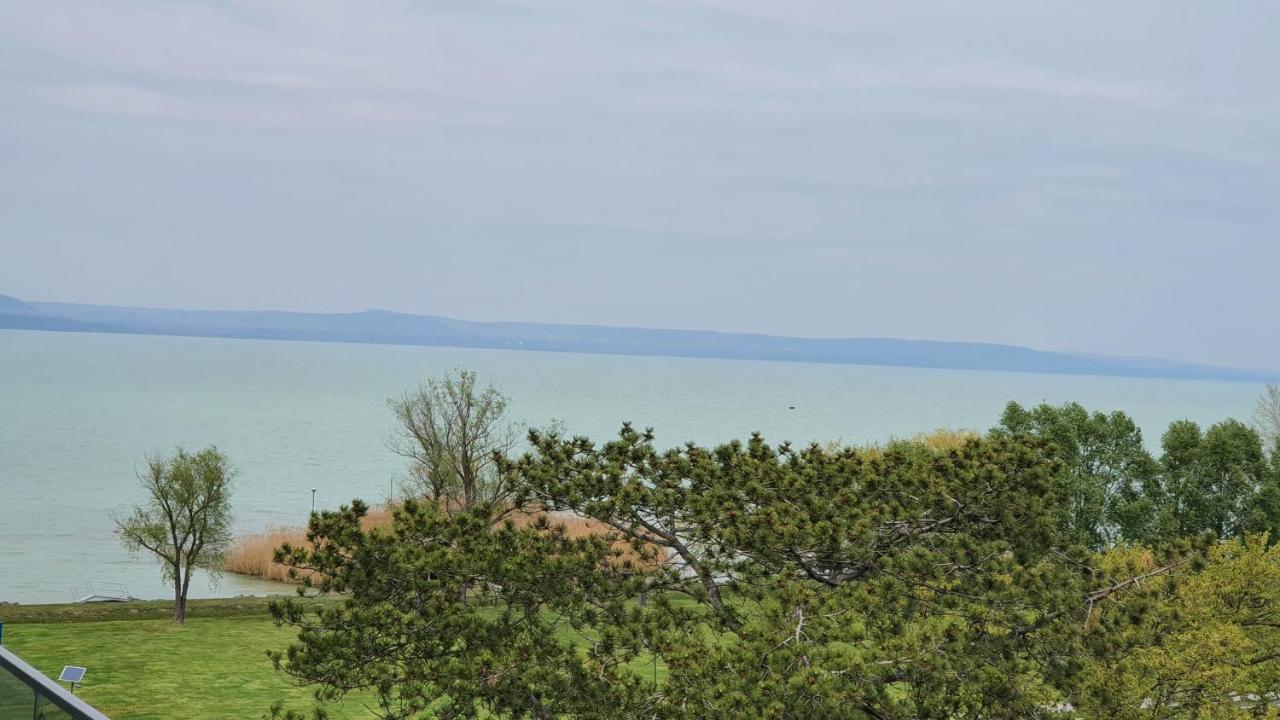 Napfeny Resort Exclusive Balatonlelle Εξωτερικό φωτογραφία