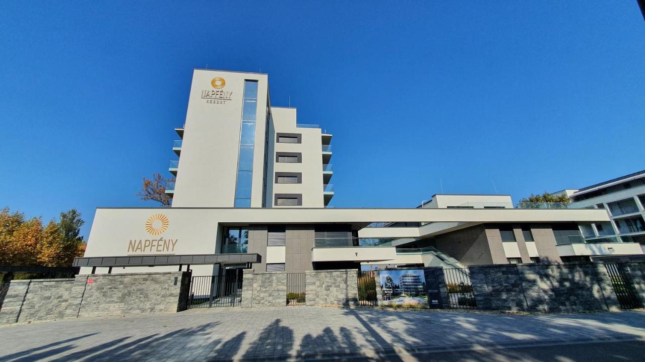Napfeny Resort Exclusive Balatonlelle Εξωτερικό φωτογραφία