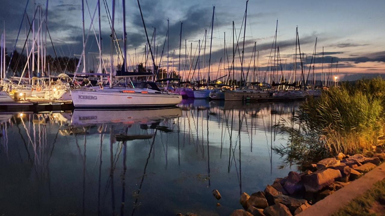 Napfeny Resort Exclusive Balatonlelle Εξωτερικό φωτογραφία